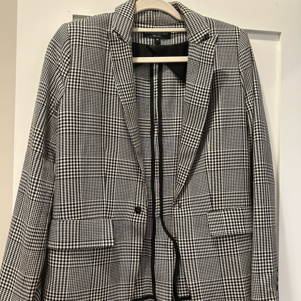 Central Park west Women's Black and White Houndstooth Blazer
